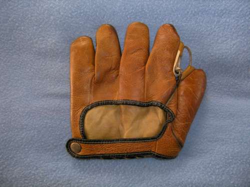 Bill Williams Hutch 29 Back Doug